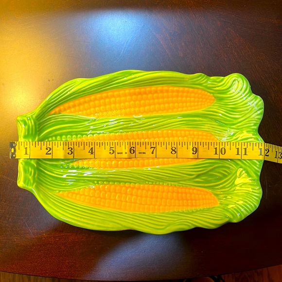 SERVING PLATE - Picture 2 of 3